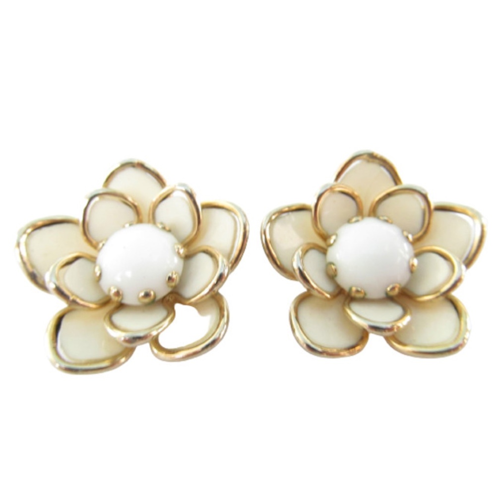 Vtg 50s White Gold Tone Milk Glass Clip-On Earrings - Picture 2 of 4